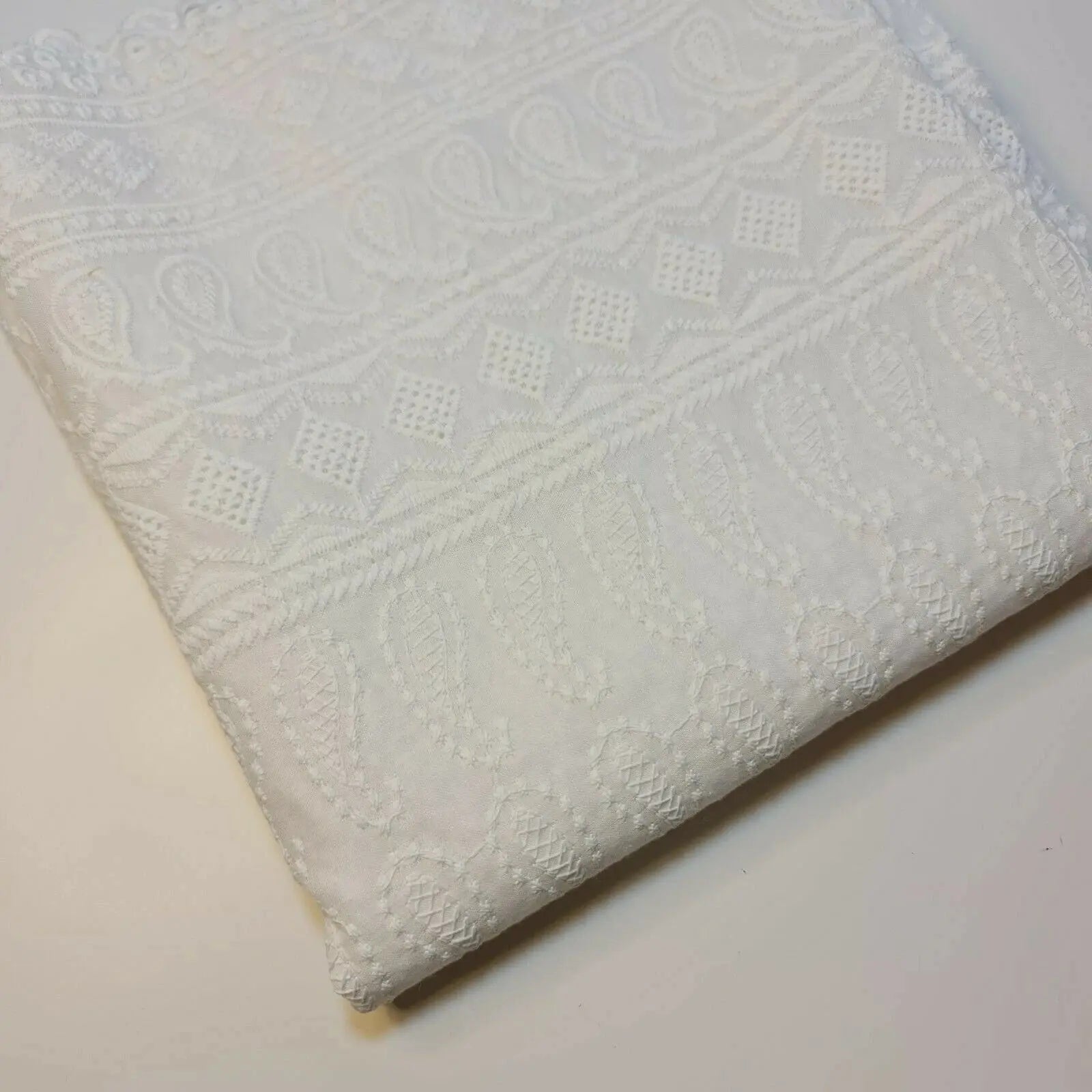 100% Cotton Lawn Broderie Anglaise Schiffli Embroidery Fabric | 44" (112cm) Wide Soft Dressmaking & Craft Material – Sold by the Meter