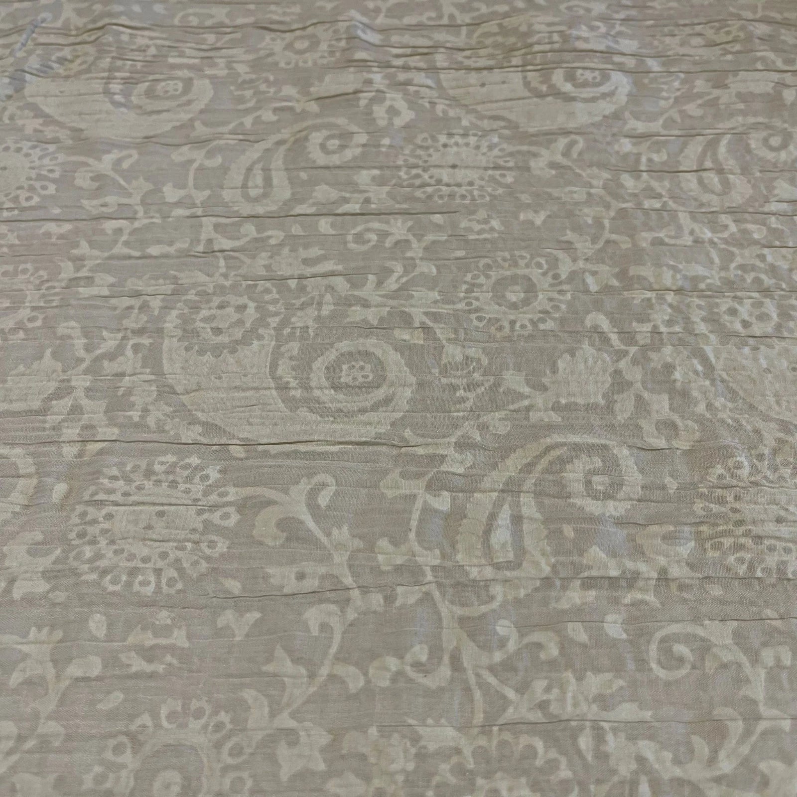 100% Cotton Crush Crinkle Fabric | 50" (127cm) Wide Soft Craft, Dress & Costume Material – Sold by the Meter  Cream Paisley Floral