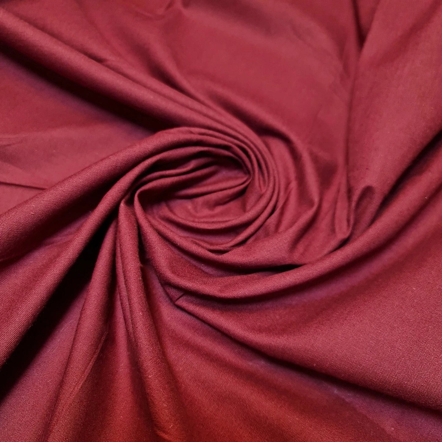 100% Cotton Plain Woven Poplin Fabric | 58" (147cm) Wide Dressmaking, Craft & Quilting Material – Sold by the Metre  Burgundy