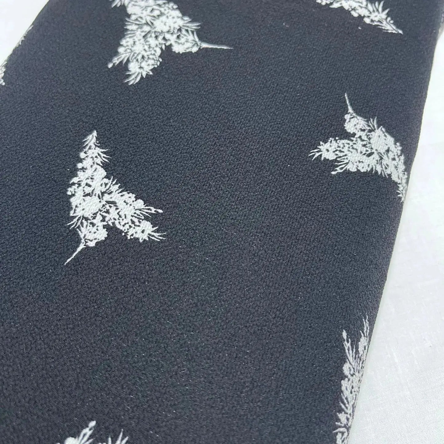 Floral, Animal & Paisley Printed Fabric | 58" (147cm) Wide Georgette, Chiffon & Crepe Dressmaking Material – Sold by the Metre