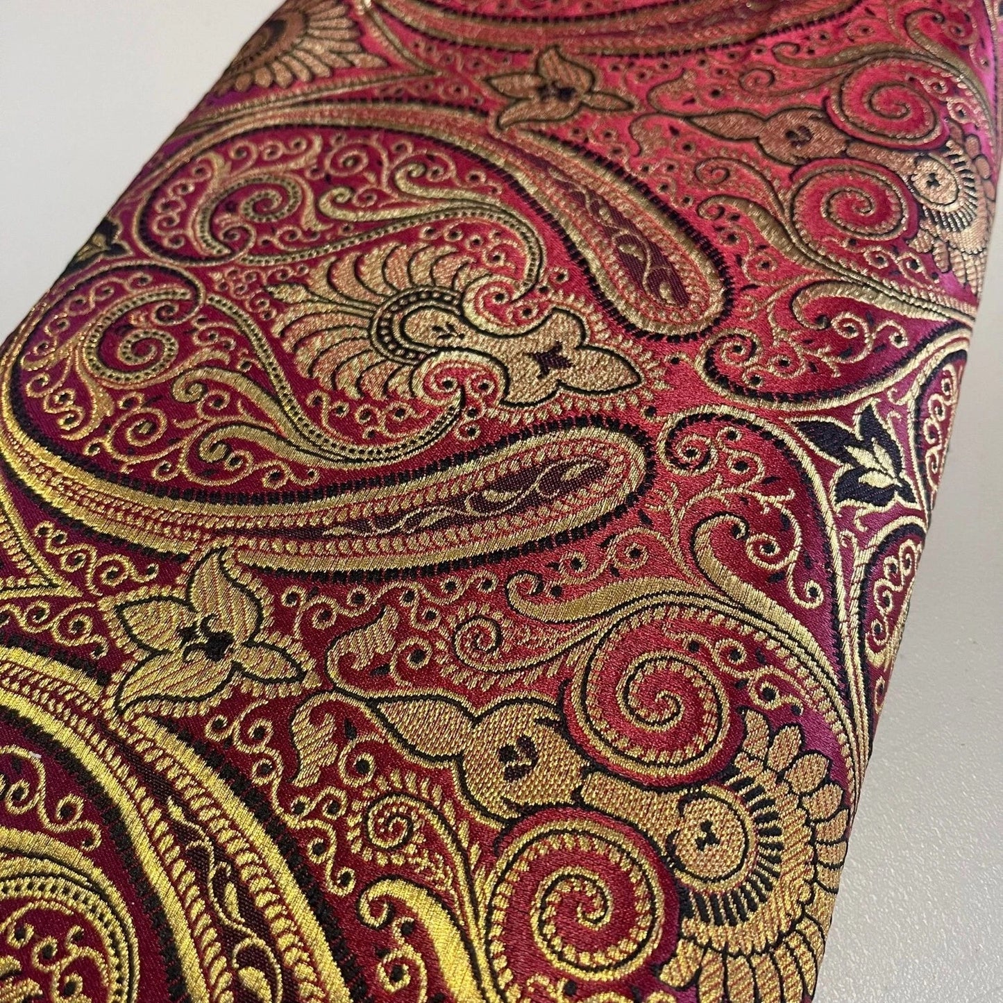 Ornamental Paisley Indian Banarasi Brocade Fabric | 44" (112cm) Wide Luxurious Decorative Jacquard Material – Sold by the Metre