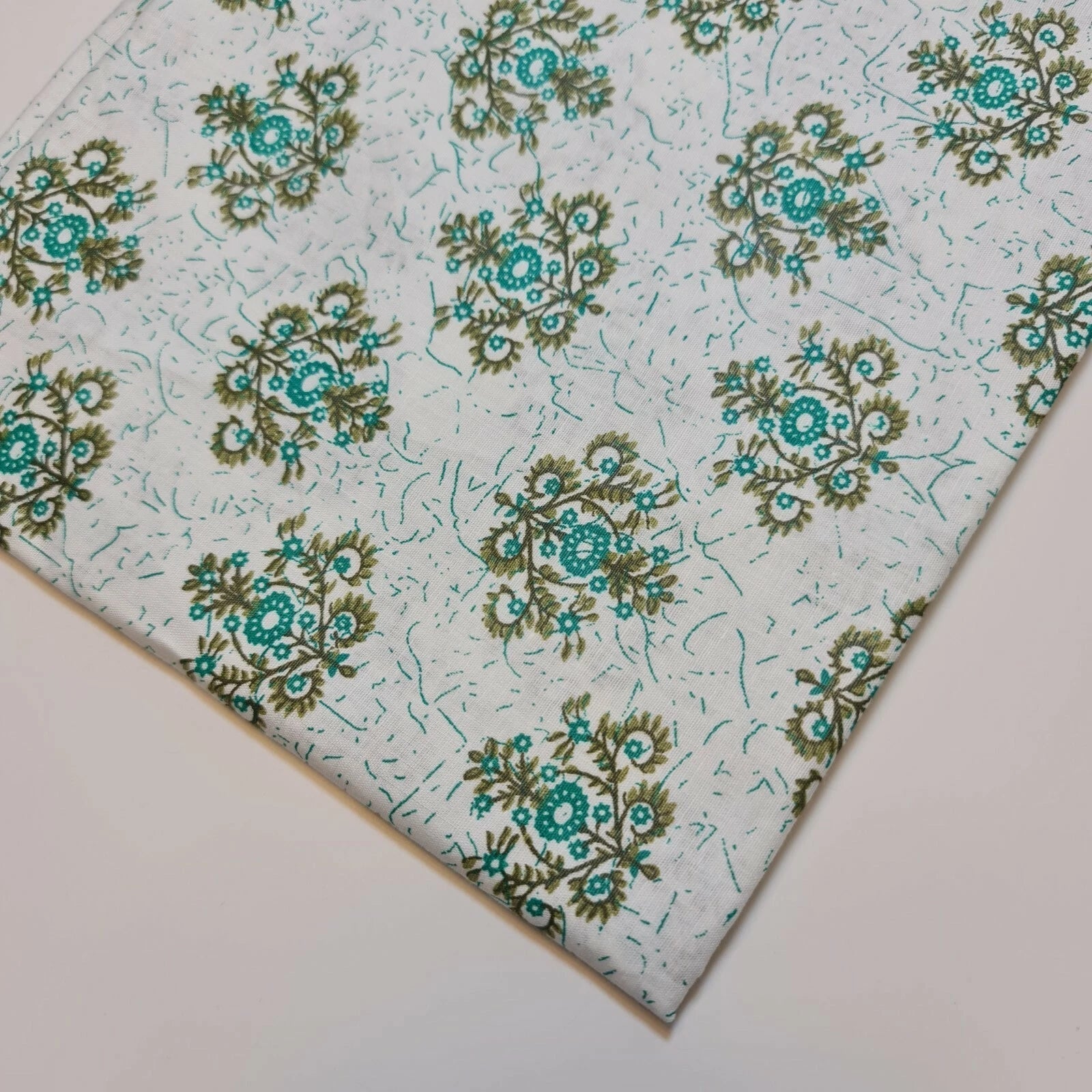 100% Cotton Printed Fabric | Leopard, Ditsy, Vintage, Polka & Rose Floral Designs – 44" (112cm) Wide Soft Dressmaking & Craft Material – Sold by the Metre