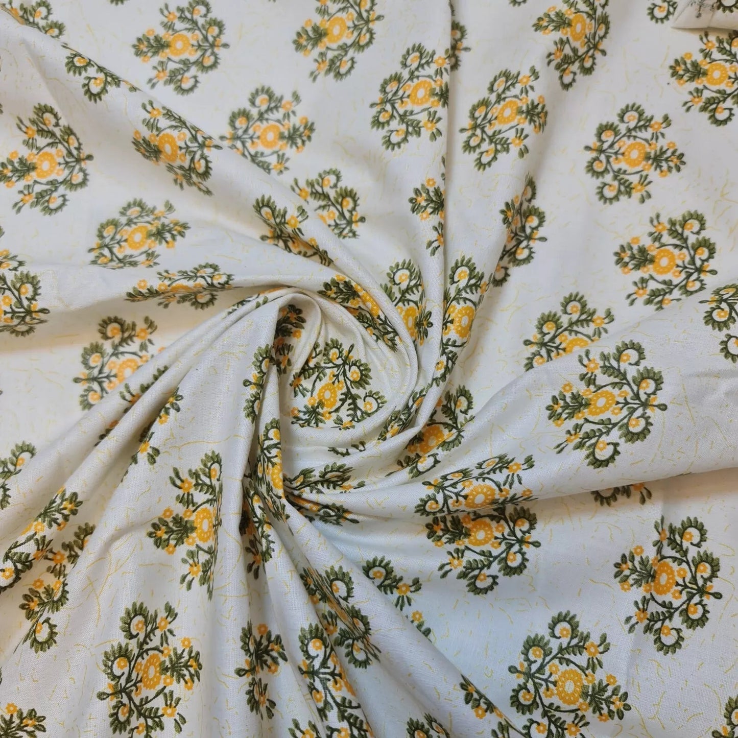 100% Cotton Printed Fabric | Leopard, Ditsy, Vintage, Polka & Rose Floral Designs – 44" (112cm) Wide Soft Dressmaking & Craft Material – Sold by the Metre  Vintage Yellow Medallion
