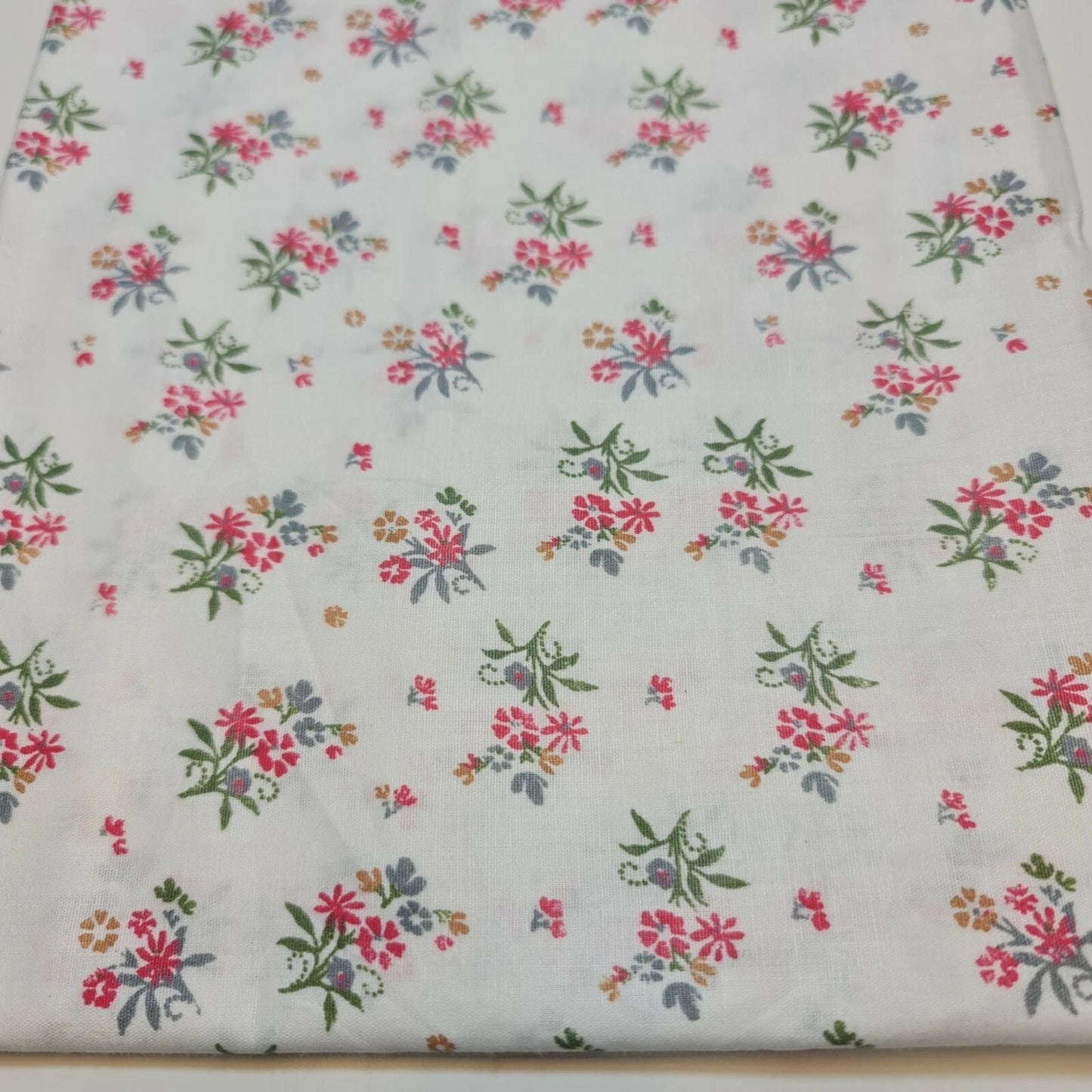 100% Cotton Printed Fabric | Leopard, Ditsy, Vintage, Polka & Rose Floral Designs – 44" (112cm) Wide Soft Dressmaking & Craft Material – Sold by the Metre