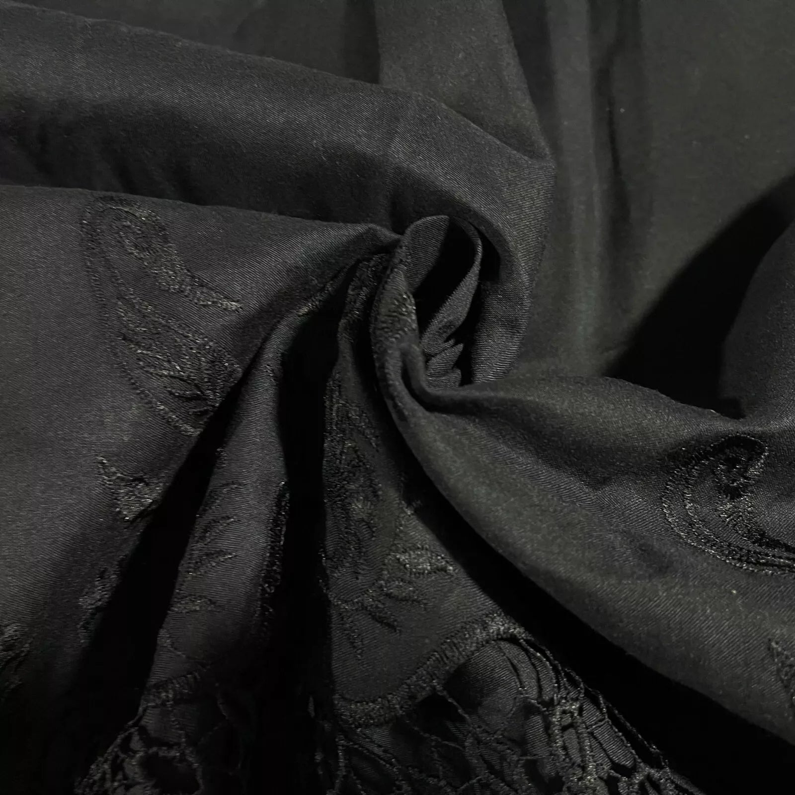 Cotton Floral Embroidery Fabric | Broderie Anglaise Lace 44