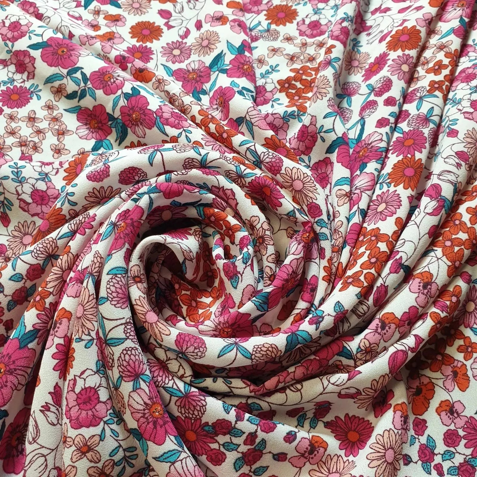 Floral, Animal & Paisley Printed Fabric | 58