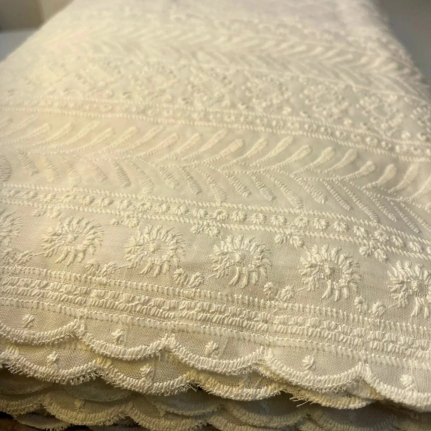 100% Cotton Lawn Broderie Anglaise Schiffli Embroidery Fabric | 44" (112cm) Wide Soft Dressmaking & Craft Material – Sold by the Meter