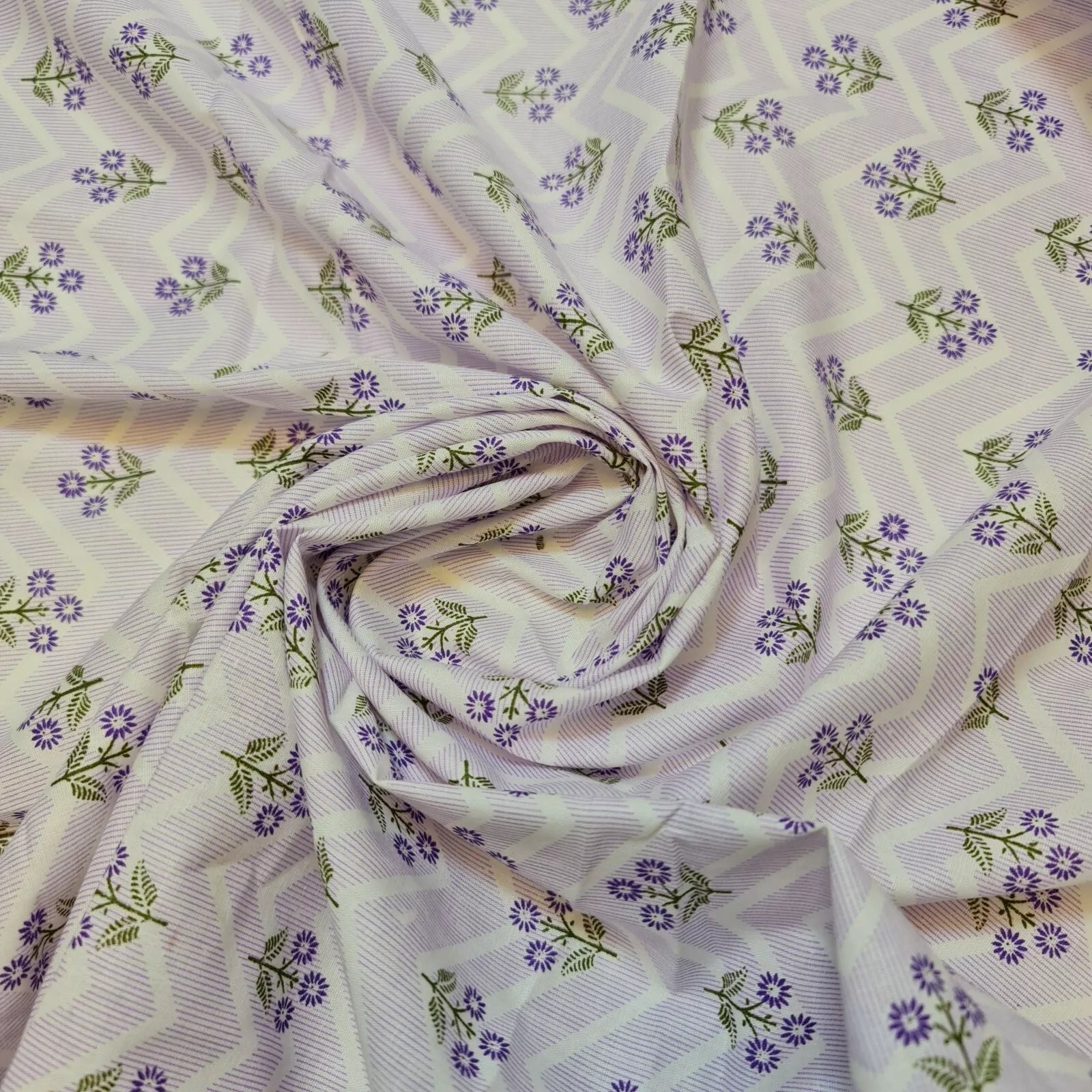 100% Cotton Printed Fabric | Leopard, Ditsy, Vintage, Polka & Rose Floral Designs – 44